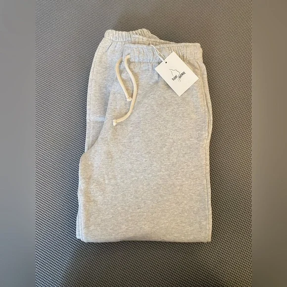 Djerf Avenue Staple Sweatpants -NWT - Picture 4 of 6